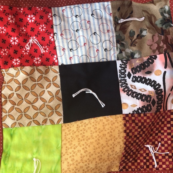 Patch work quilt hand made 44x66 - Picture 13 of 14